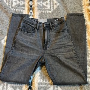 Everlane gray skinny ankle Jean 24